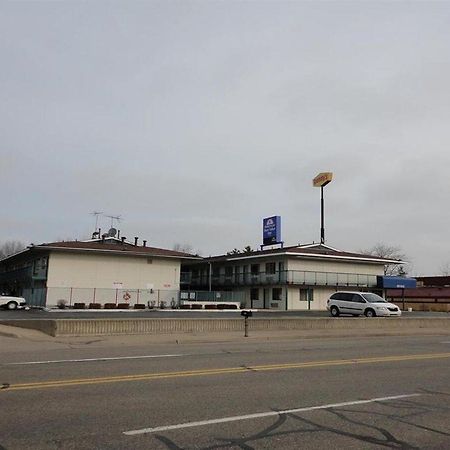 Americas Best Value Inn Battle Creek Bagian luar foto